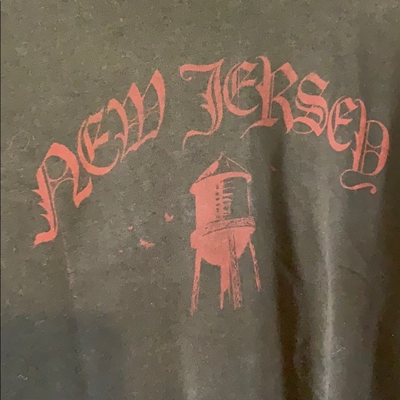 Custom screen printed t-shirt - Picture 2 of 4